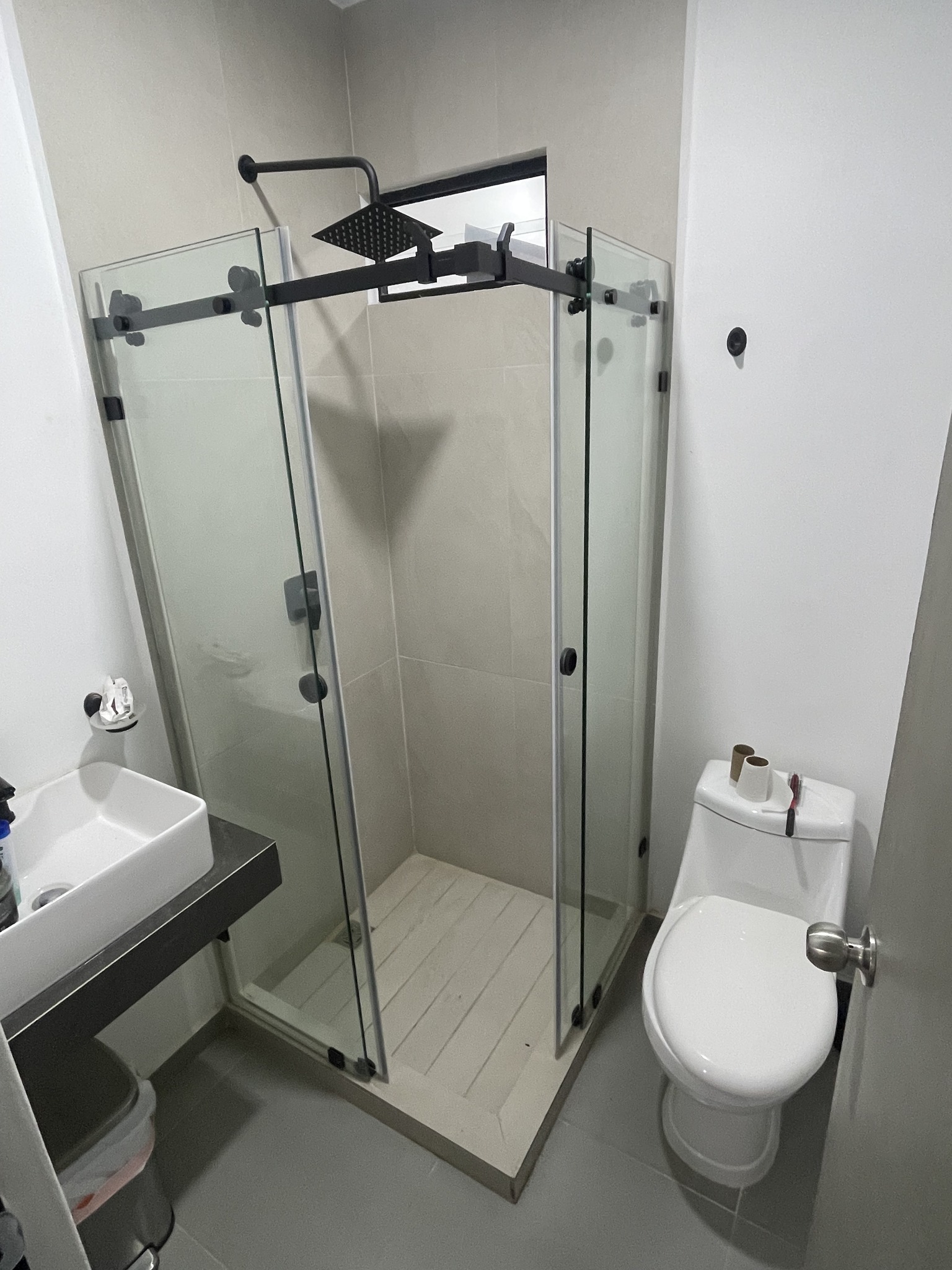 DIMAC Facebook ad: Venta e Instalación de Canceles de Baño, Mini…