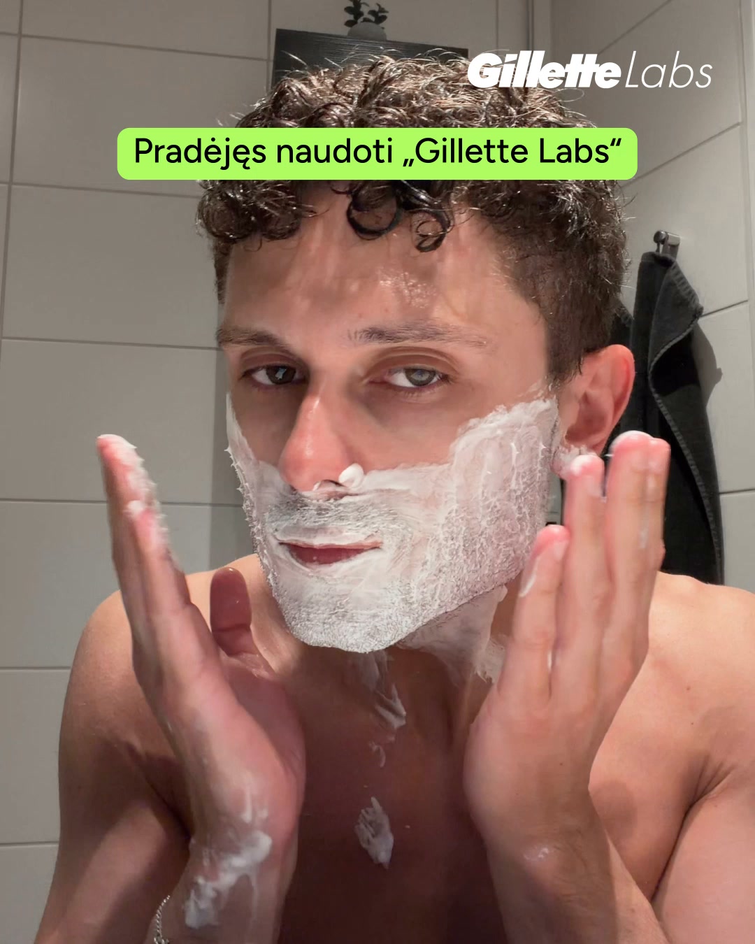 Gillette Central Europe Facebook ad: Patvarūs ašmenys