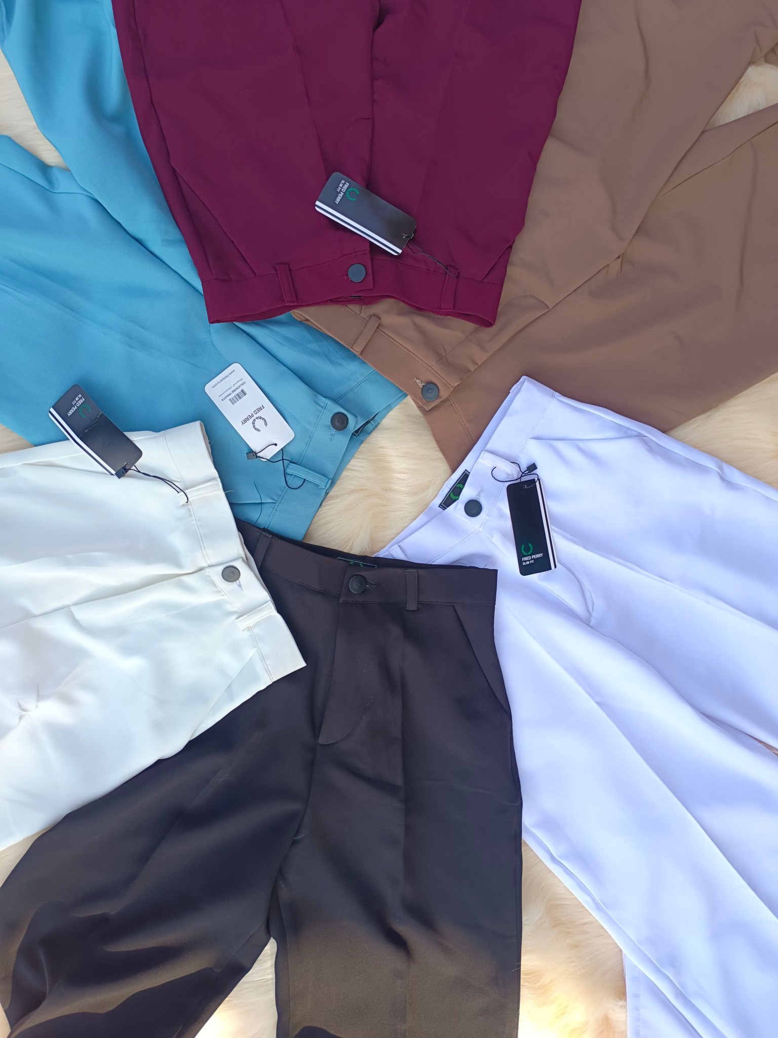 Trendy Tailor Facebook ad: OFFER! OFFER! OFFER!