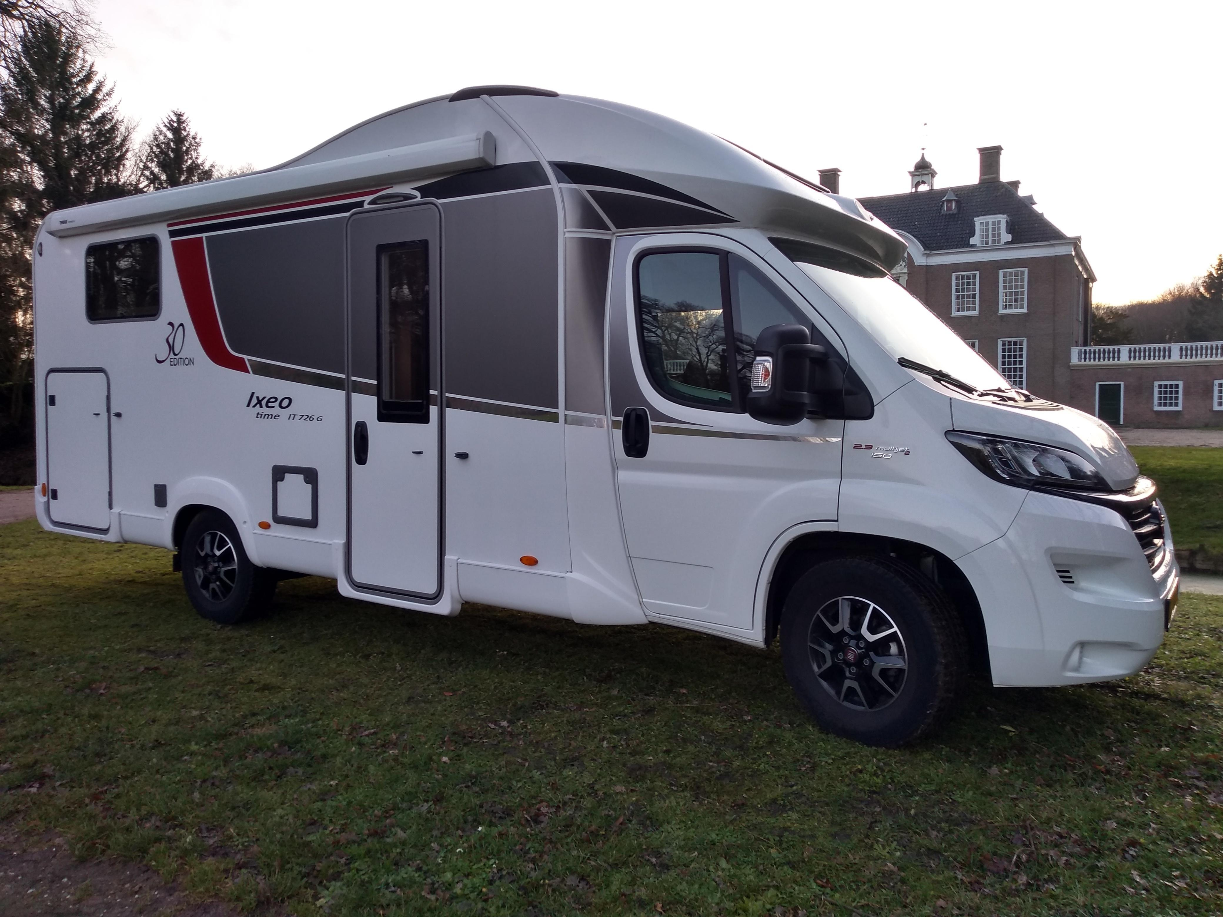 OVIS Facebook ad: Huur of koop een camper bij De Leukste…