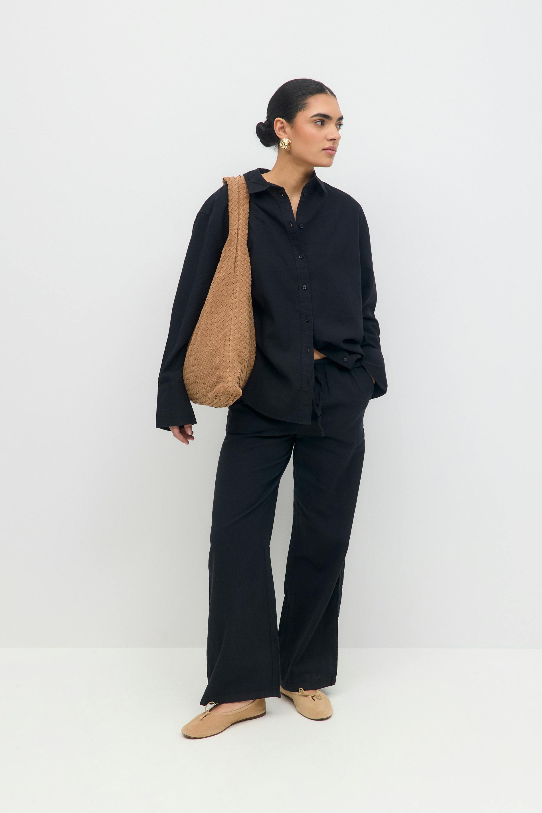 Gina Tricot Facebook ad: Derzeit angesagte Trendteile Finden den Look, der zu…