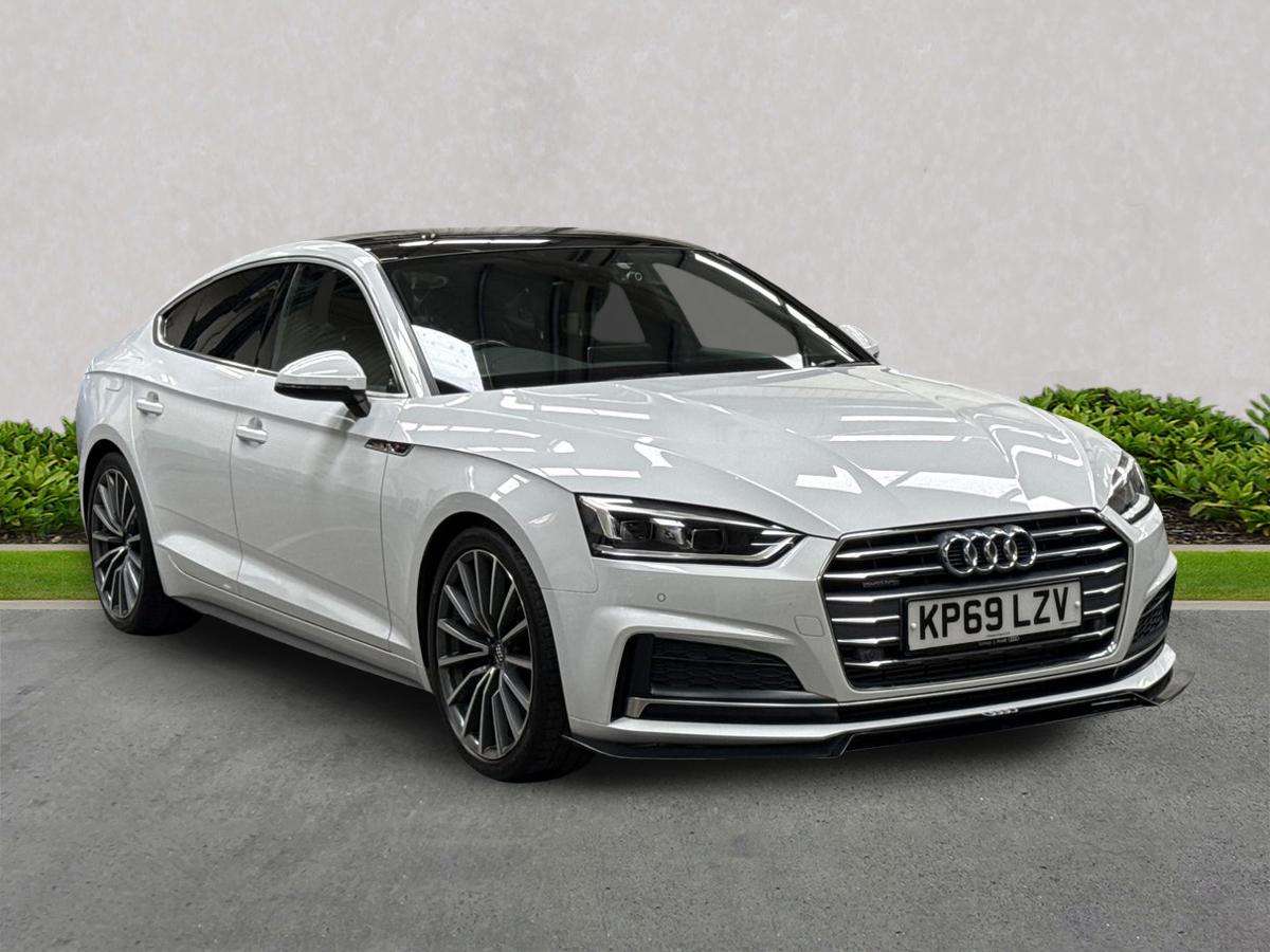 Lookers Audi Facebook ad: Your Audi. Approved.