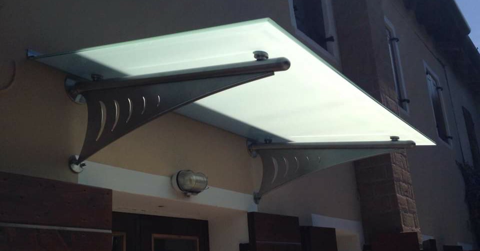 Vetreria Callalta snc Facebook ad: Prodotti Vetreria Callalta: Tavoli…