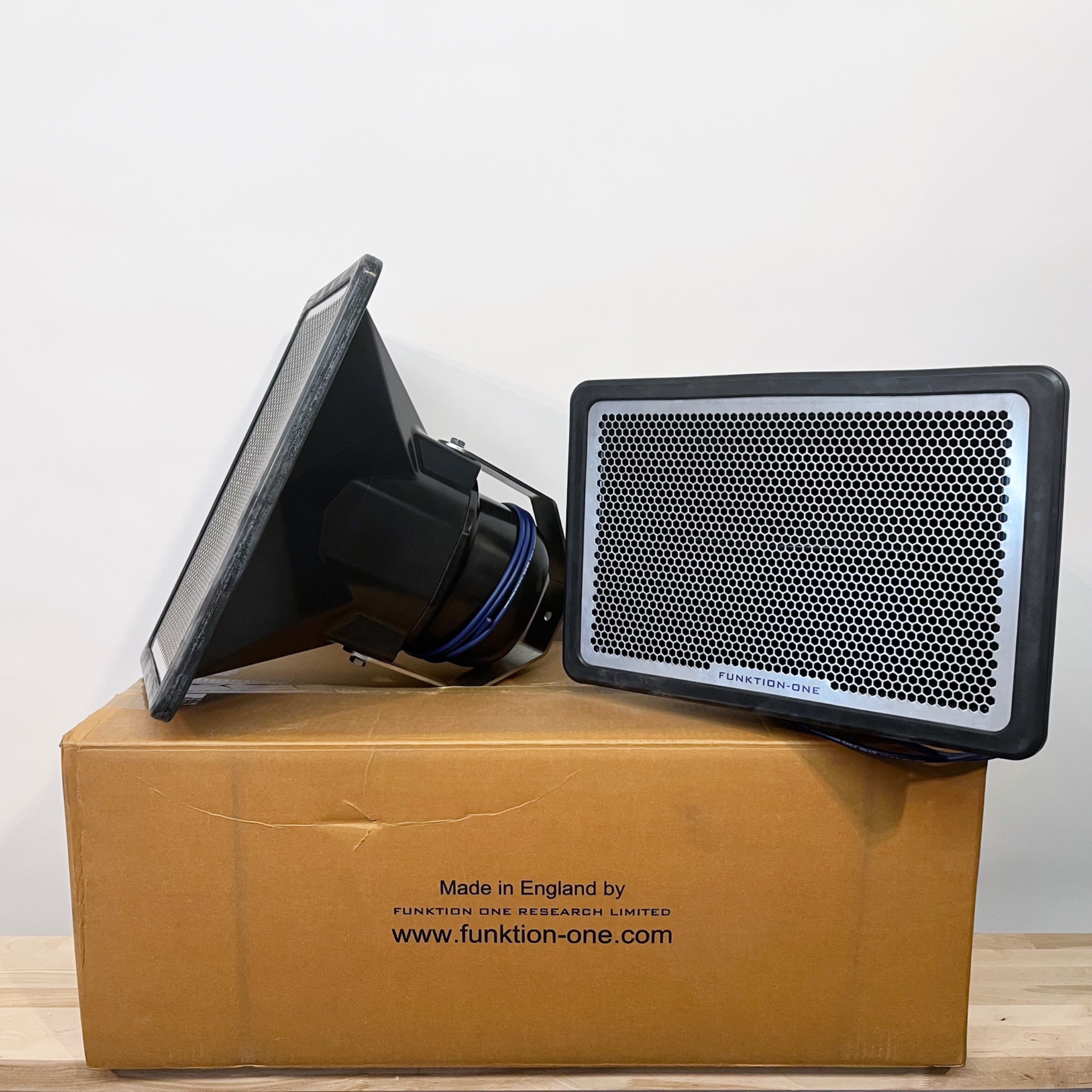 Michael Hernandez-Stern Facebook ad: Funktion One PAIR (2x) Resolution 2S8 Speakers 8…