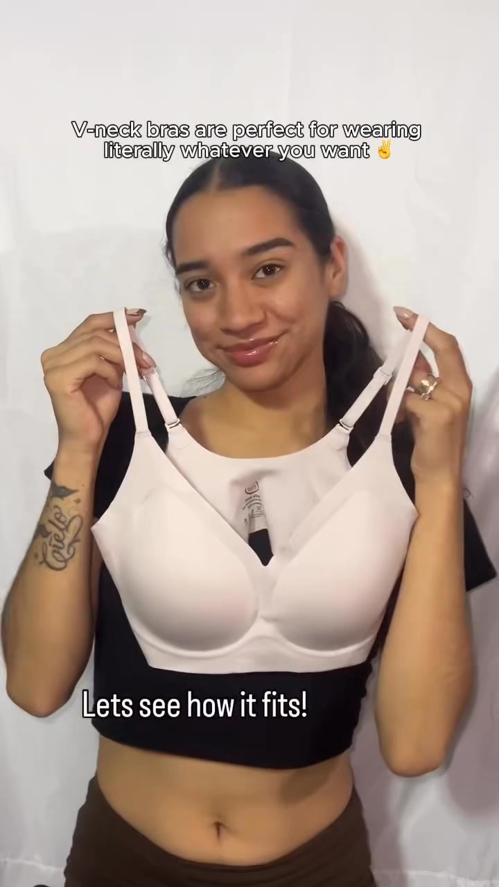 Soft Essentials Facebook ad: Upgrade Your Comfort