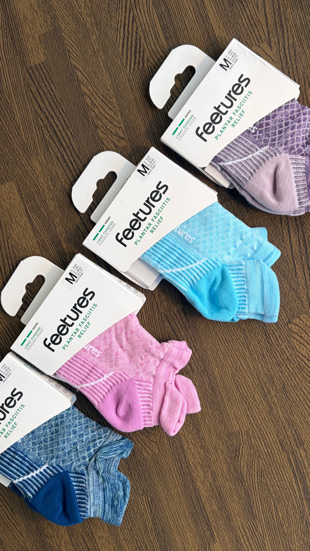 Feetures Facebook ad