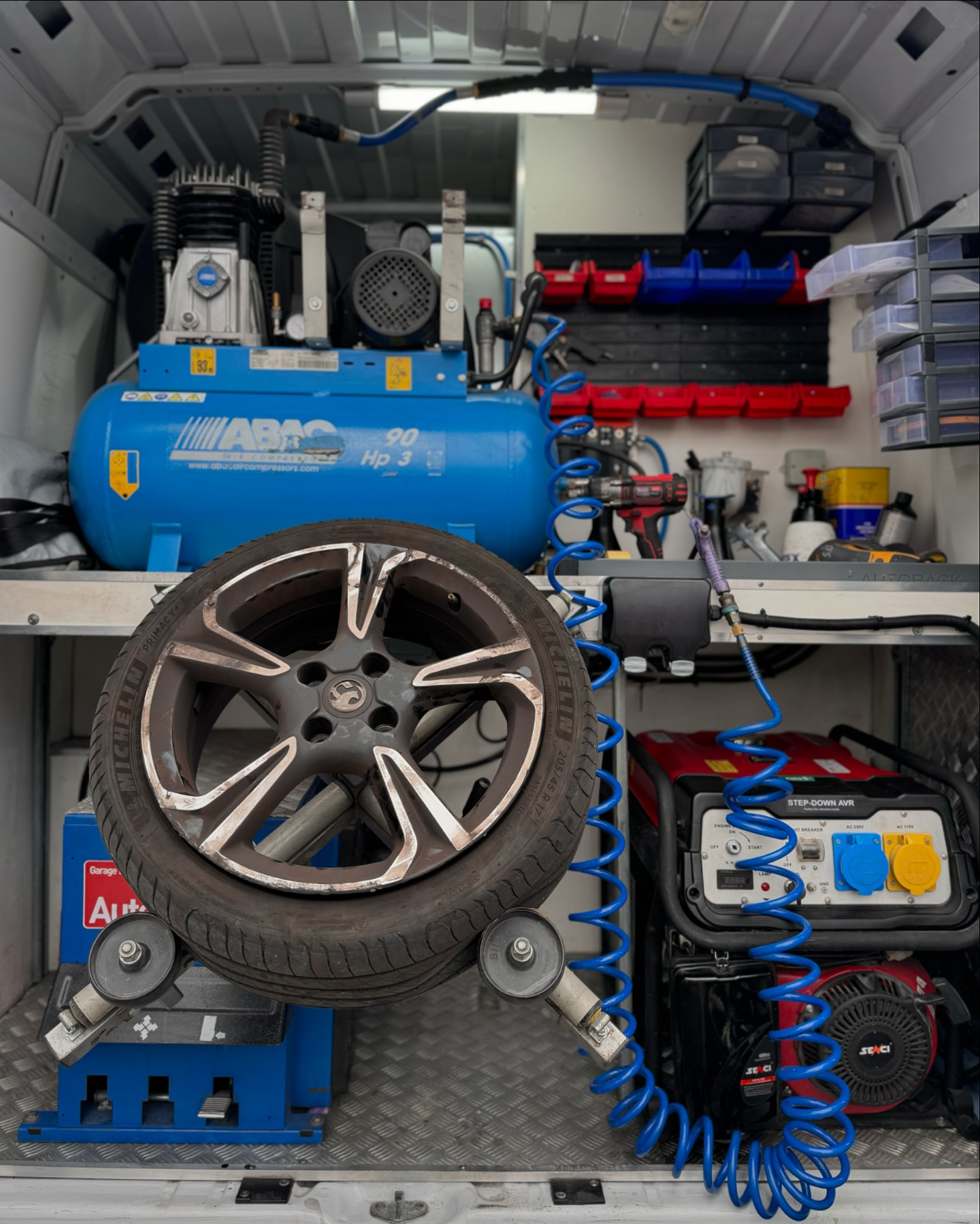 365 Smart Repair Facebook ad: Alloy Wheel Repair