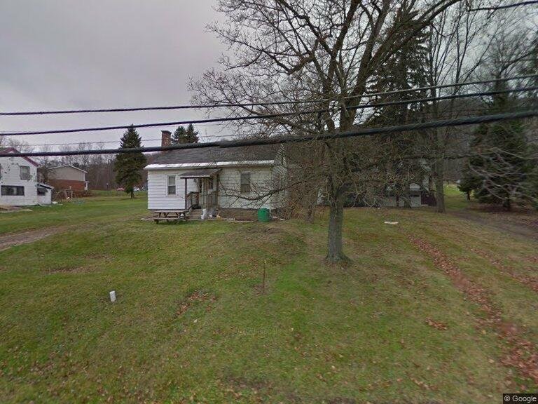Abraham Matyas Facebook ad: 4 beds 3 baths House