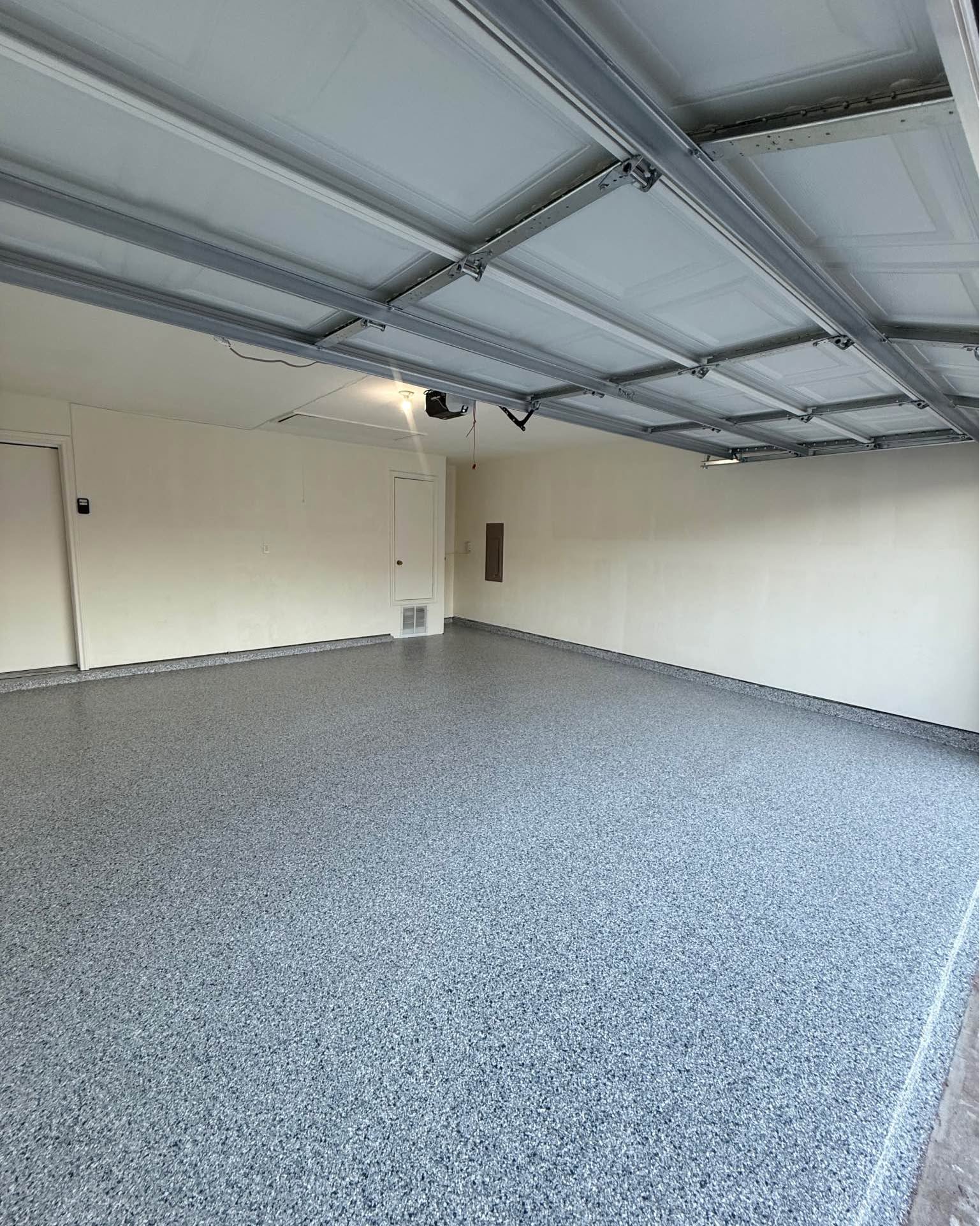 Villegas JJ Facebook ad: Epoxy garage floors