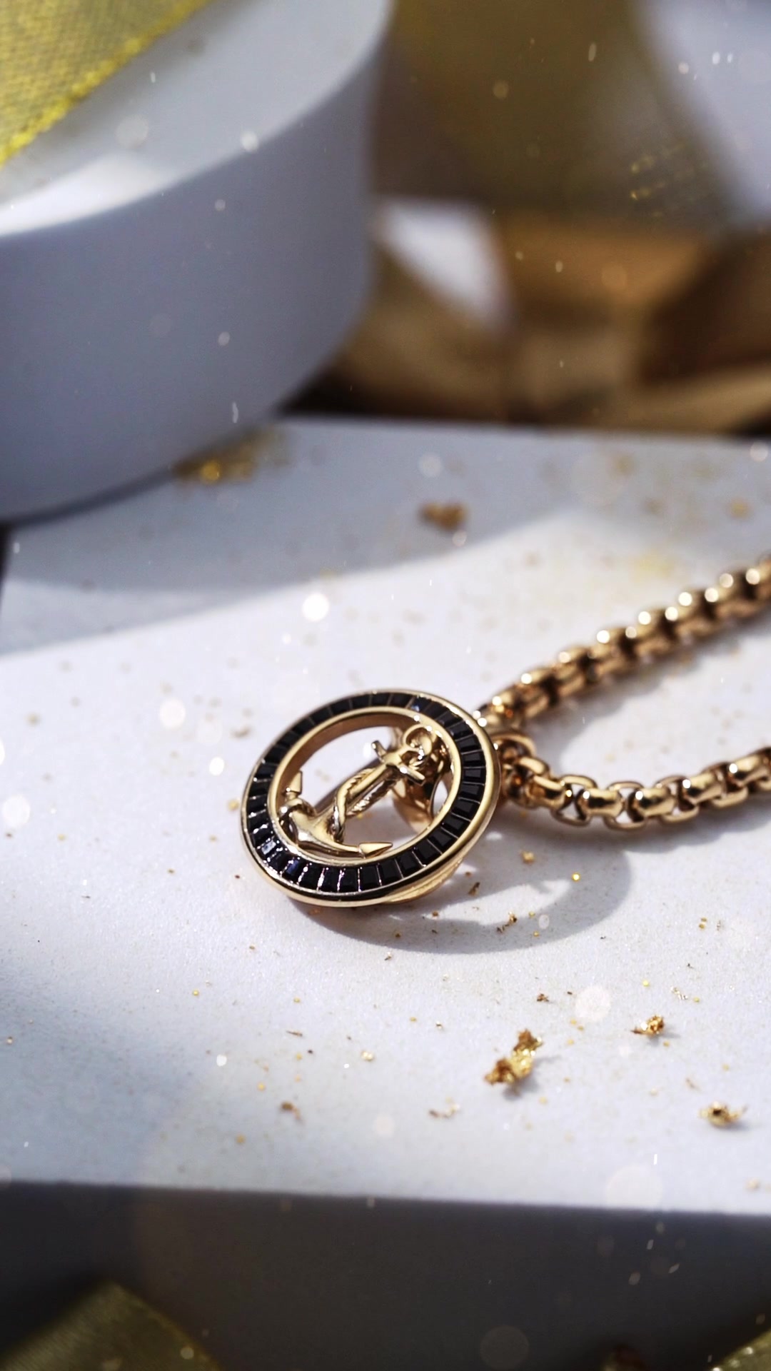 Esmeraldas Colombia 1 Facebook ad: ¡LUCE LAS COLECCIONES DE JOYAS MÁS EXCLUSIVAS DEL…