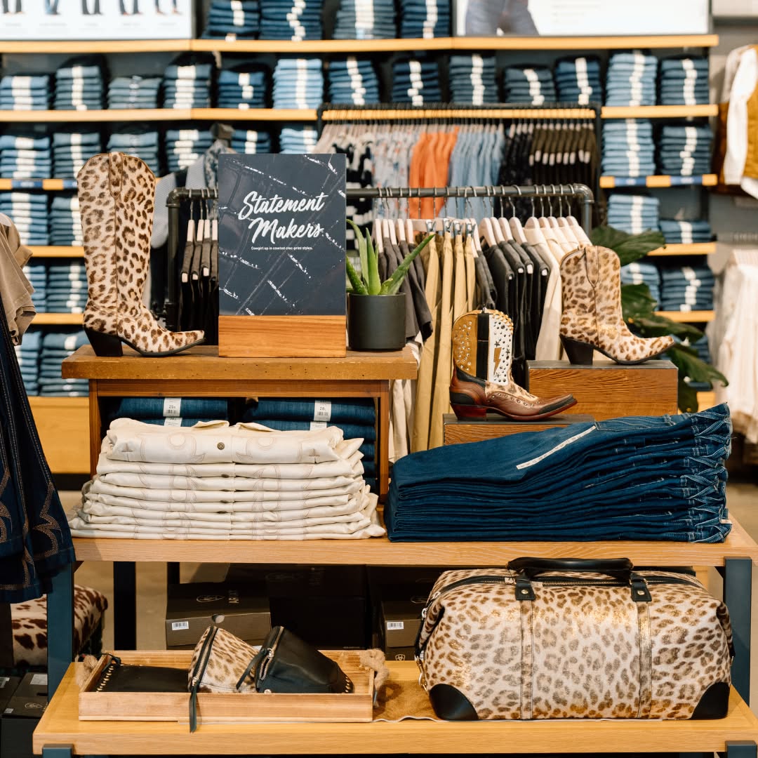 Ariat Facebook ad: Shop Ariat in Nashville