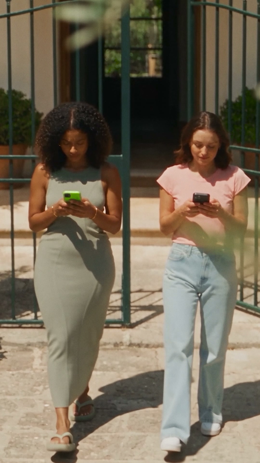 Nio Facebook ad: Chegou o 5G na Nio