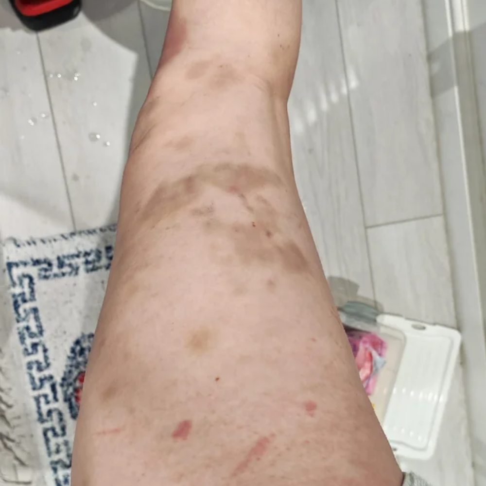 Sharon H. Facebook ad: Read this if your puppy hunts your ankles.