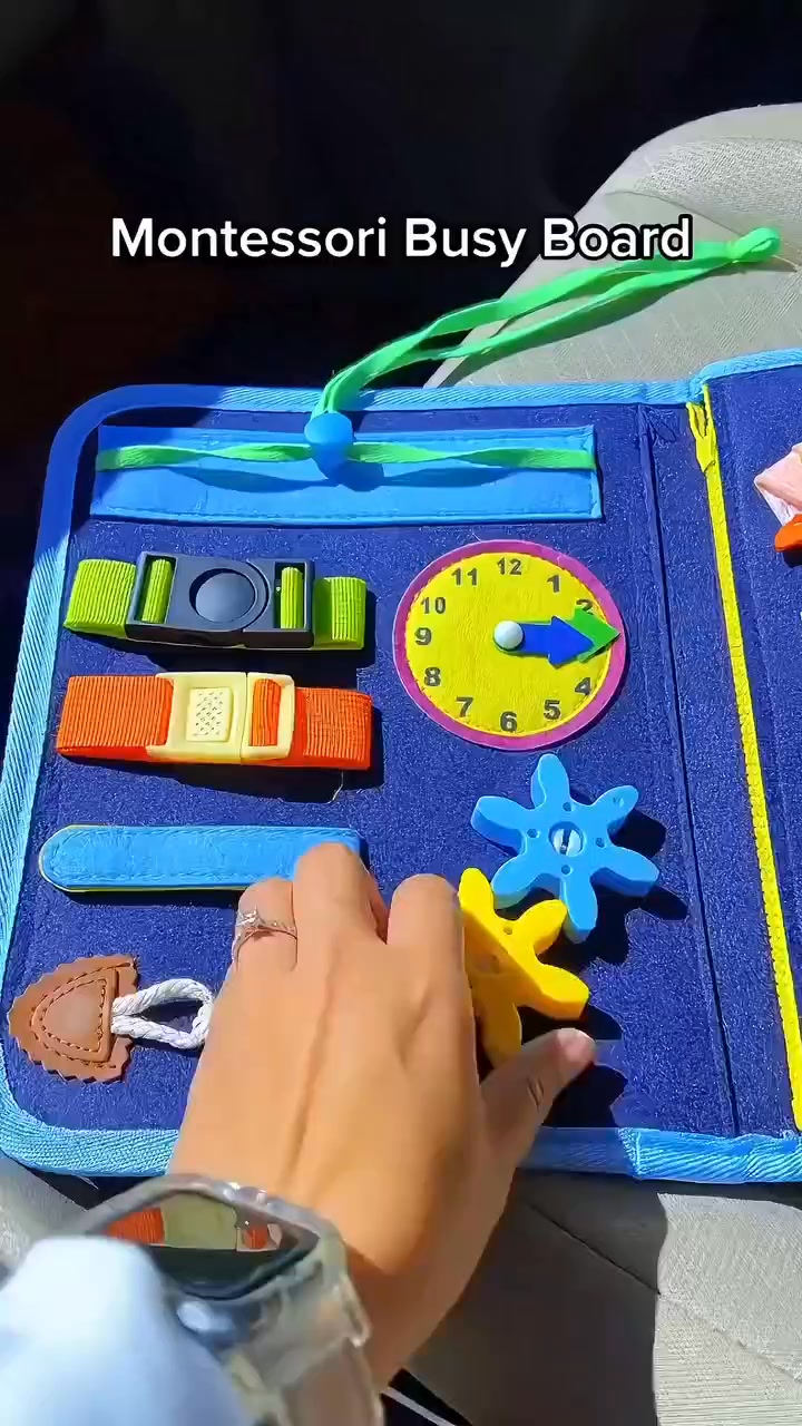 High-Five Facebook ad: Learn Through Play with Fun Toys
