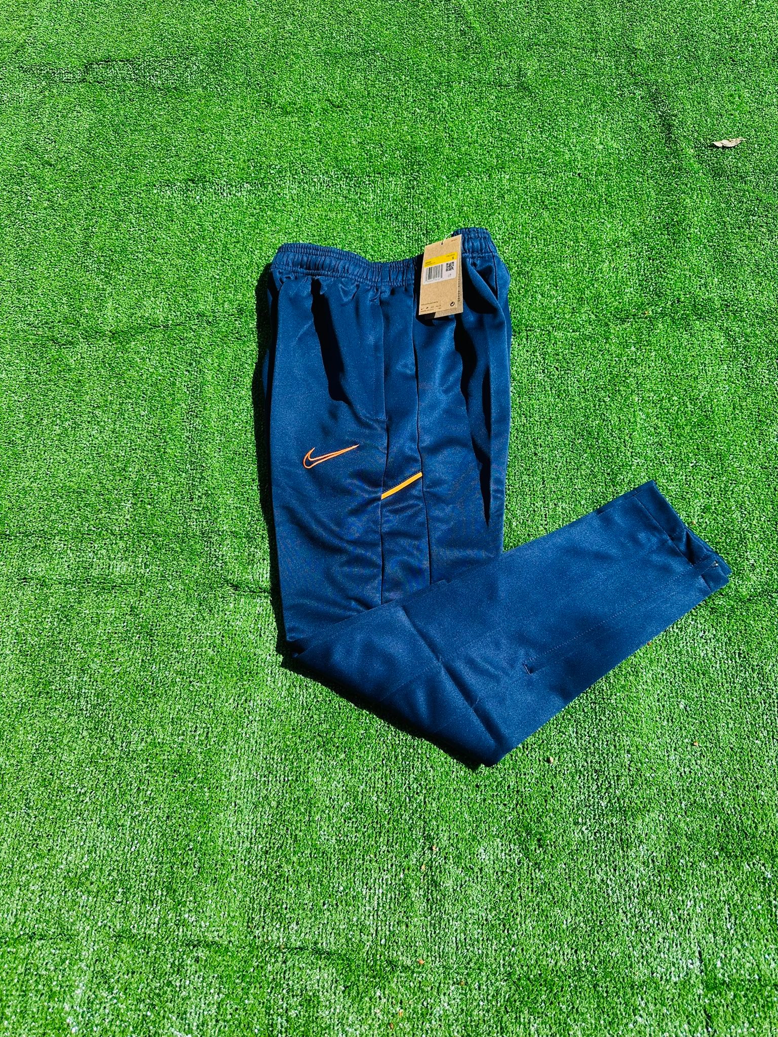 Tiki-Taka  Sports Apparel Facebook ad