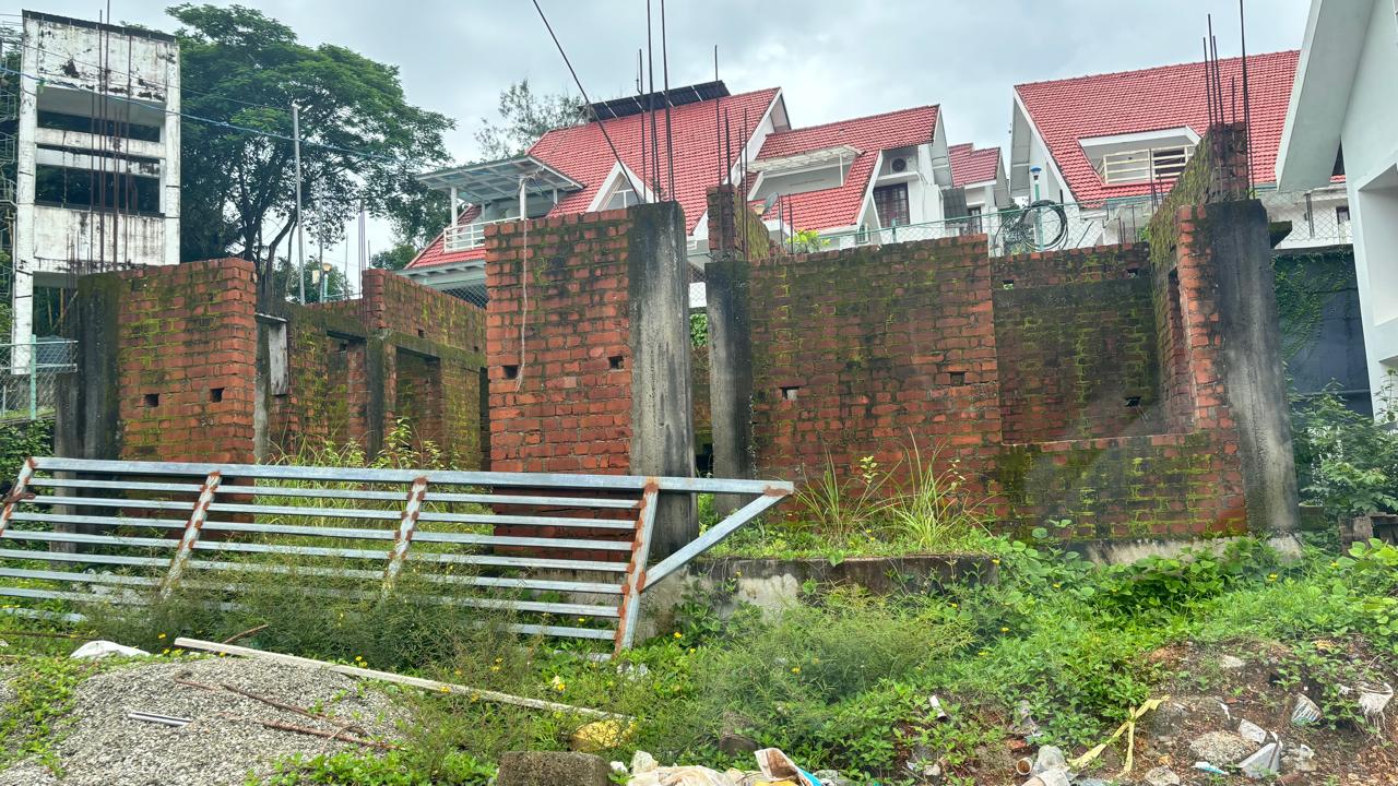 Real Estate Kerala Facebook ad from Aug 27, 2025