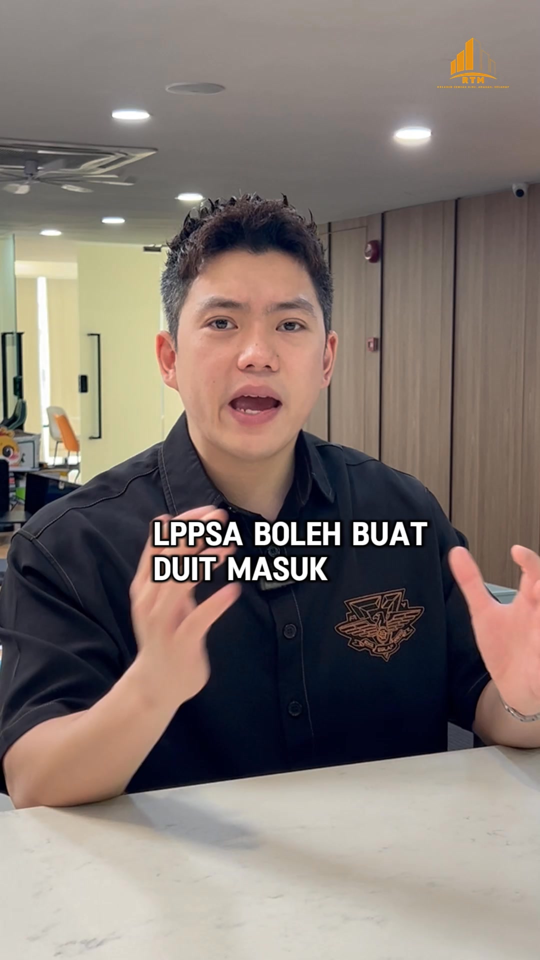 RTM Akademi Hartanah Facebook ad: Sign Up Skrg Konsultant Kami Akan Hubungi Anda