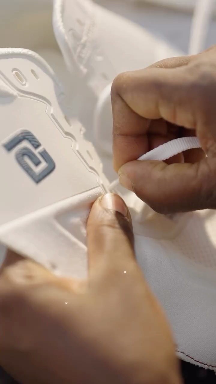 RARA Barefoot IND Facebook ad: It began with a simple belief