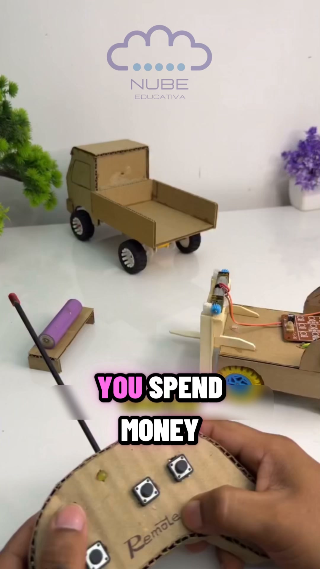 Croba Facebook ad: Screen-Free Kit for Kids