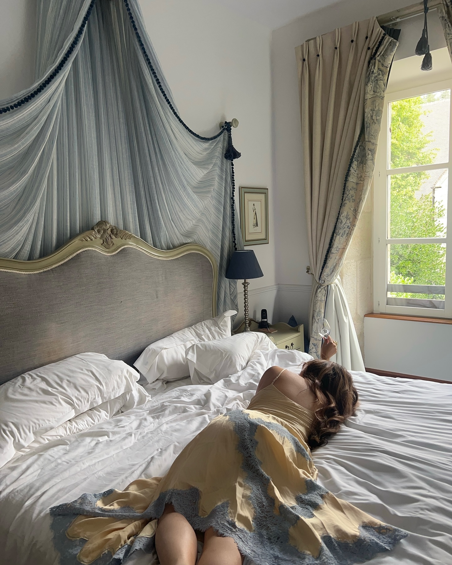 πΉπππππ Facebook ad: peaceful days in the chateau
