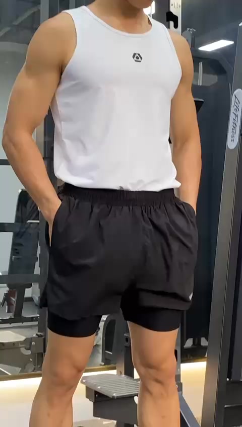 Newfell Facebook ad: Running হোক বা Gym, এই একটাই Shorts সব কাজের!