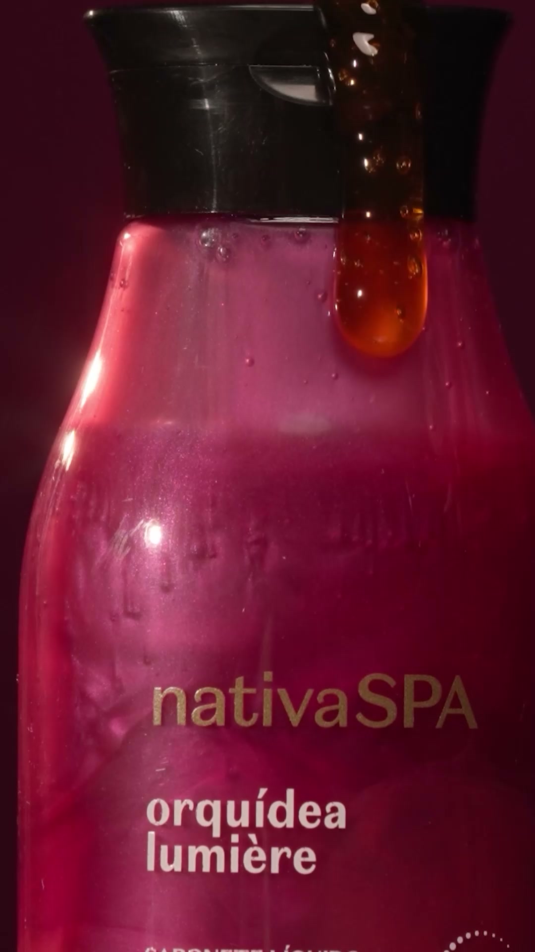 O Boticário Facebook ad: Pele Firme e Hidratada com Nativa SPA