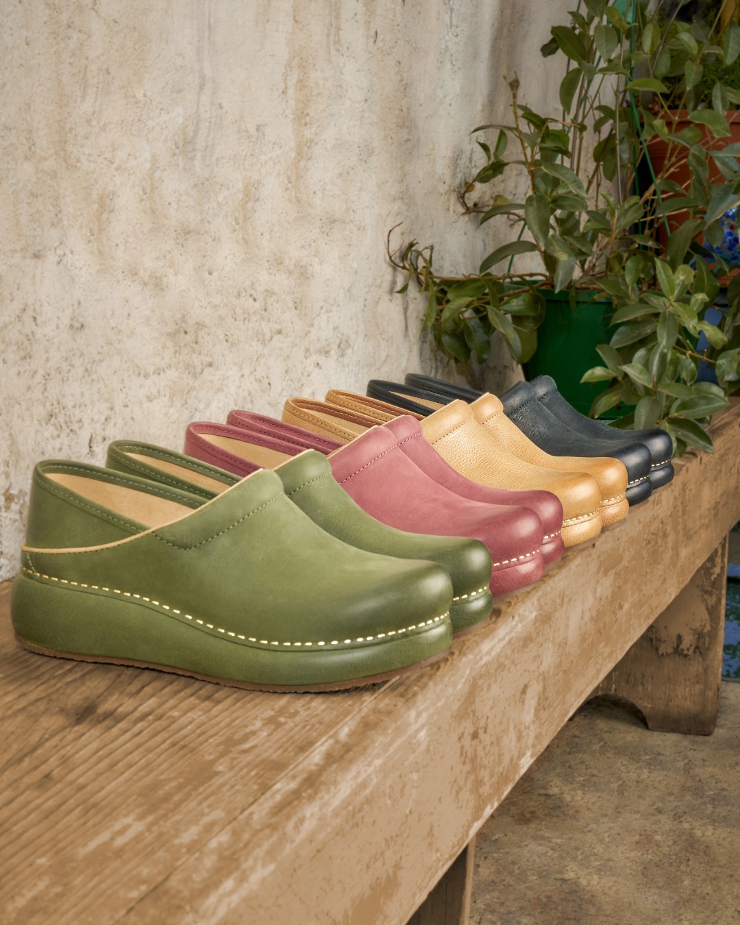 Dansko Footwear Facebook ad