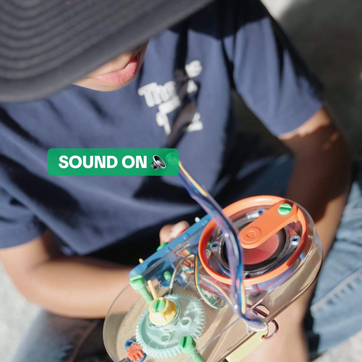 KiwiCo Facebook ad: Sound Effects Studio
