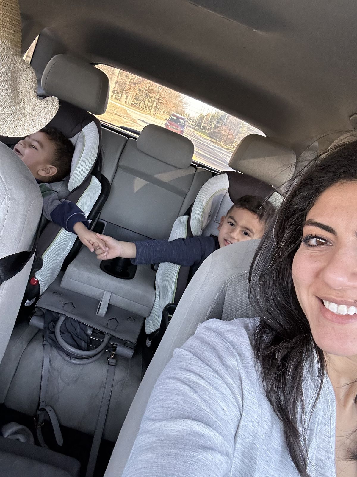 Julias Mom Hacks Facebook ad: The only thing that calms my son down is a screen.