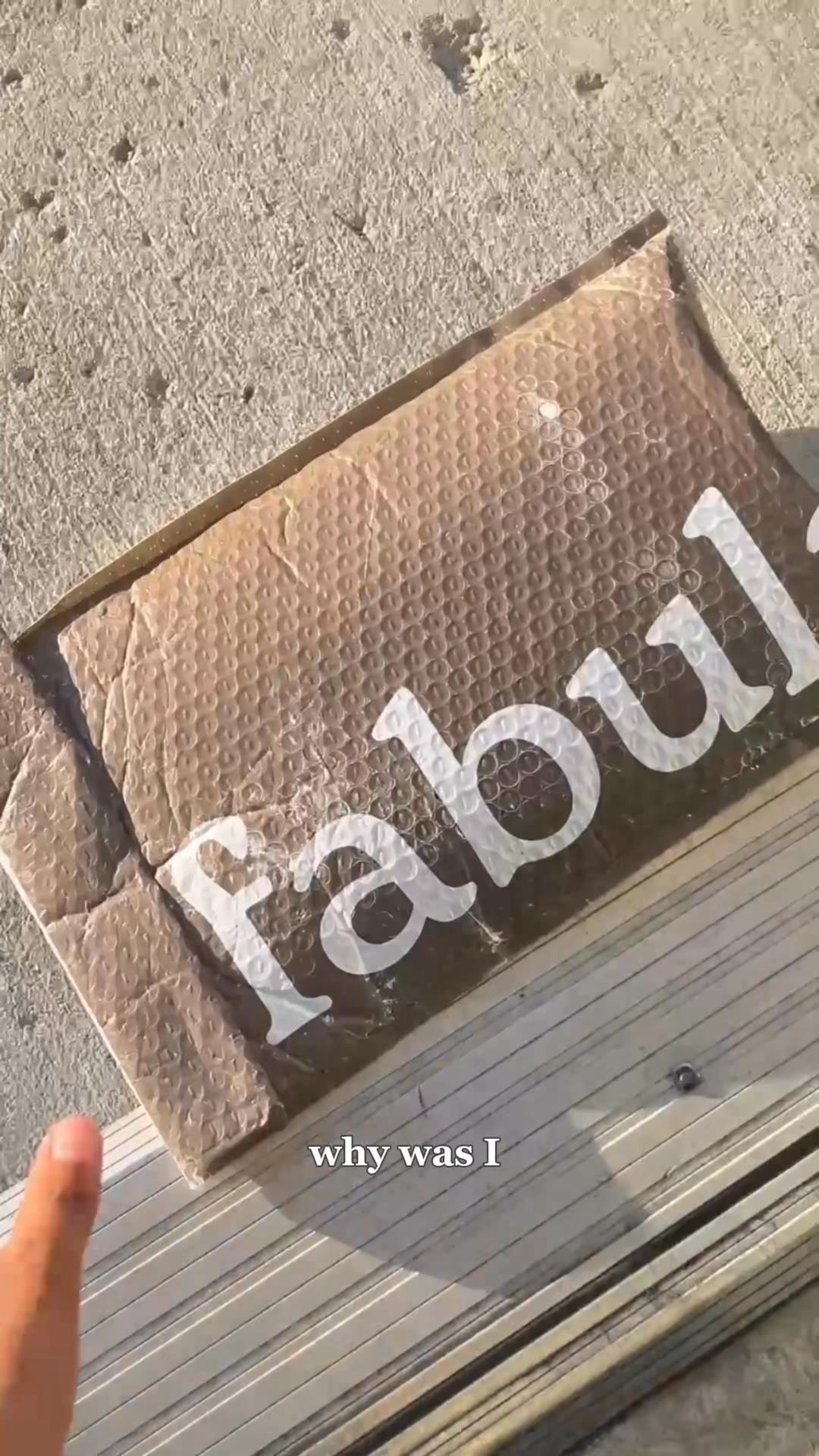 Fabula Coffee Facebook ad: Fabula Coffee, On Your Schedule