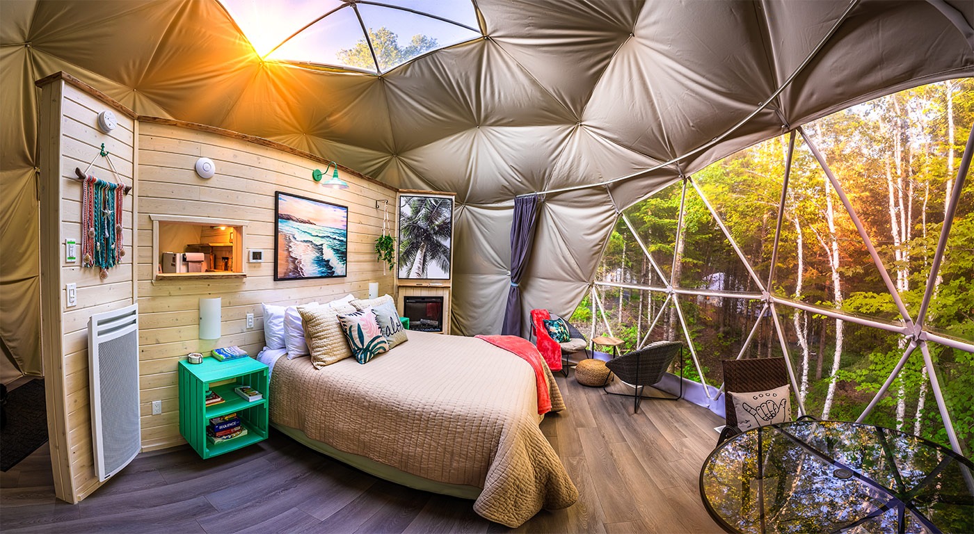 Quisibis Domes Facebook ad