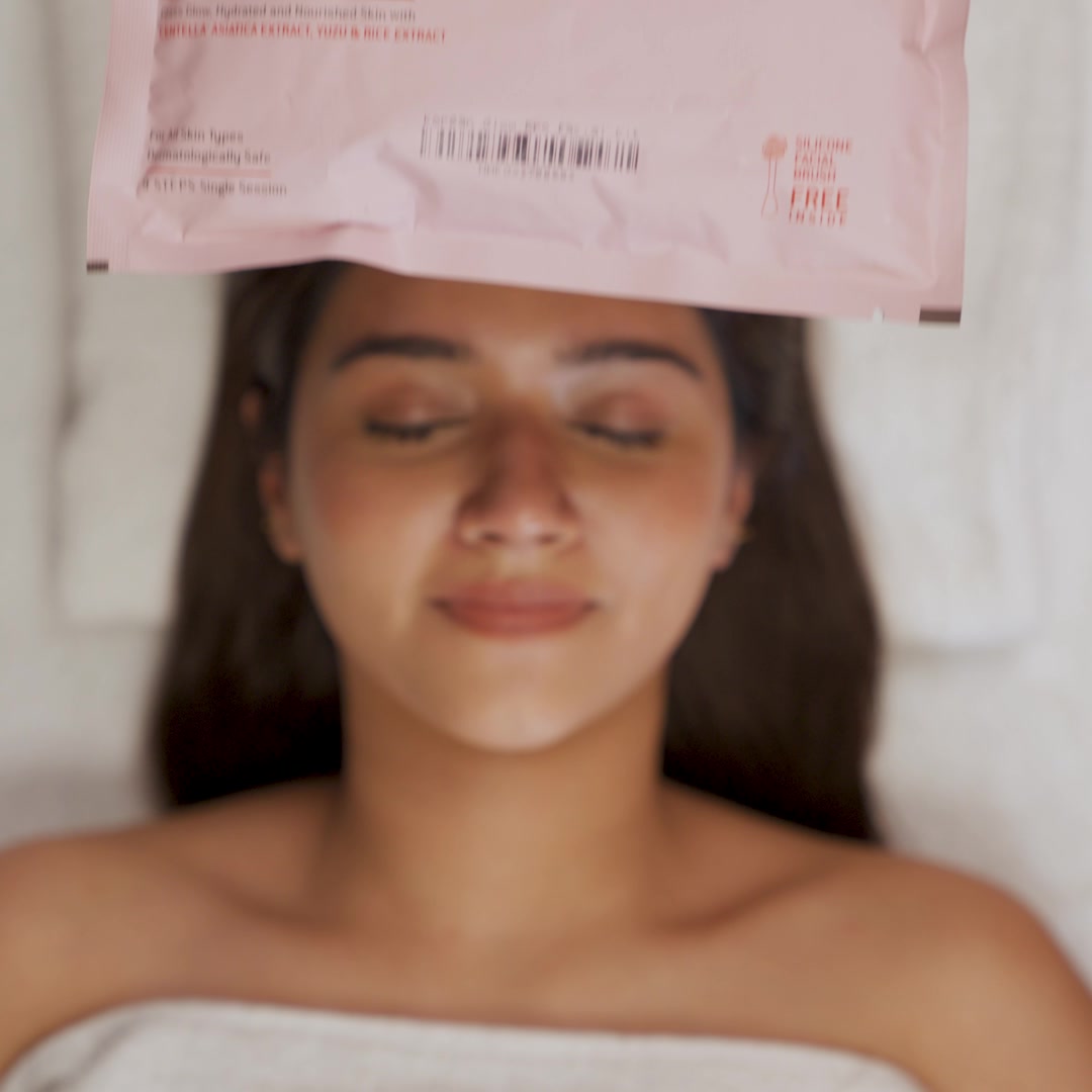 YesMadam Salon Facebook ad from Aug 2, 2026