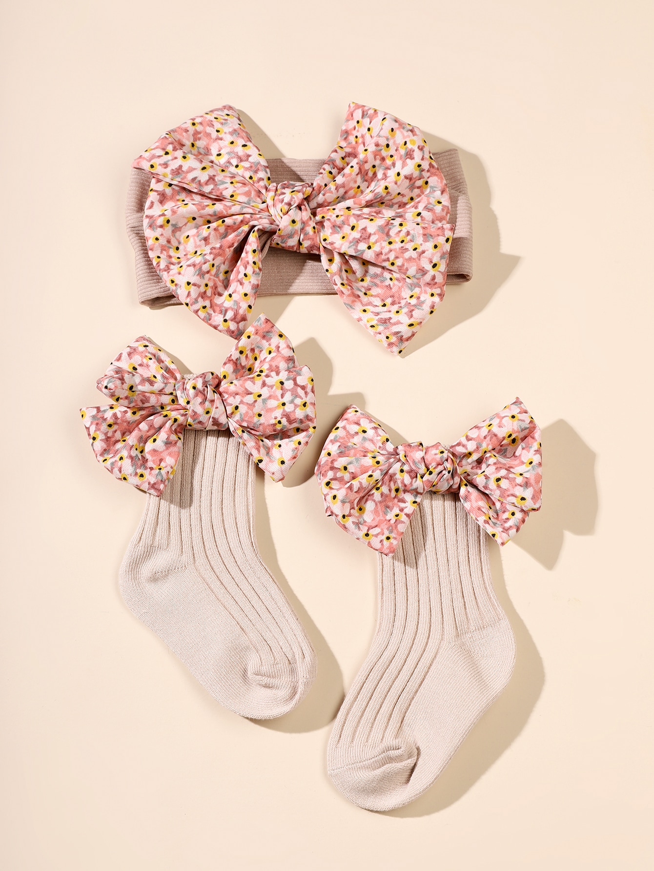 SHEIN KIDS Facebook ad: Dress your little stars in our cozy and…