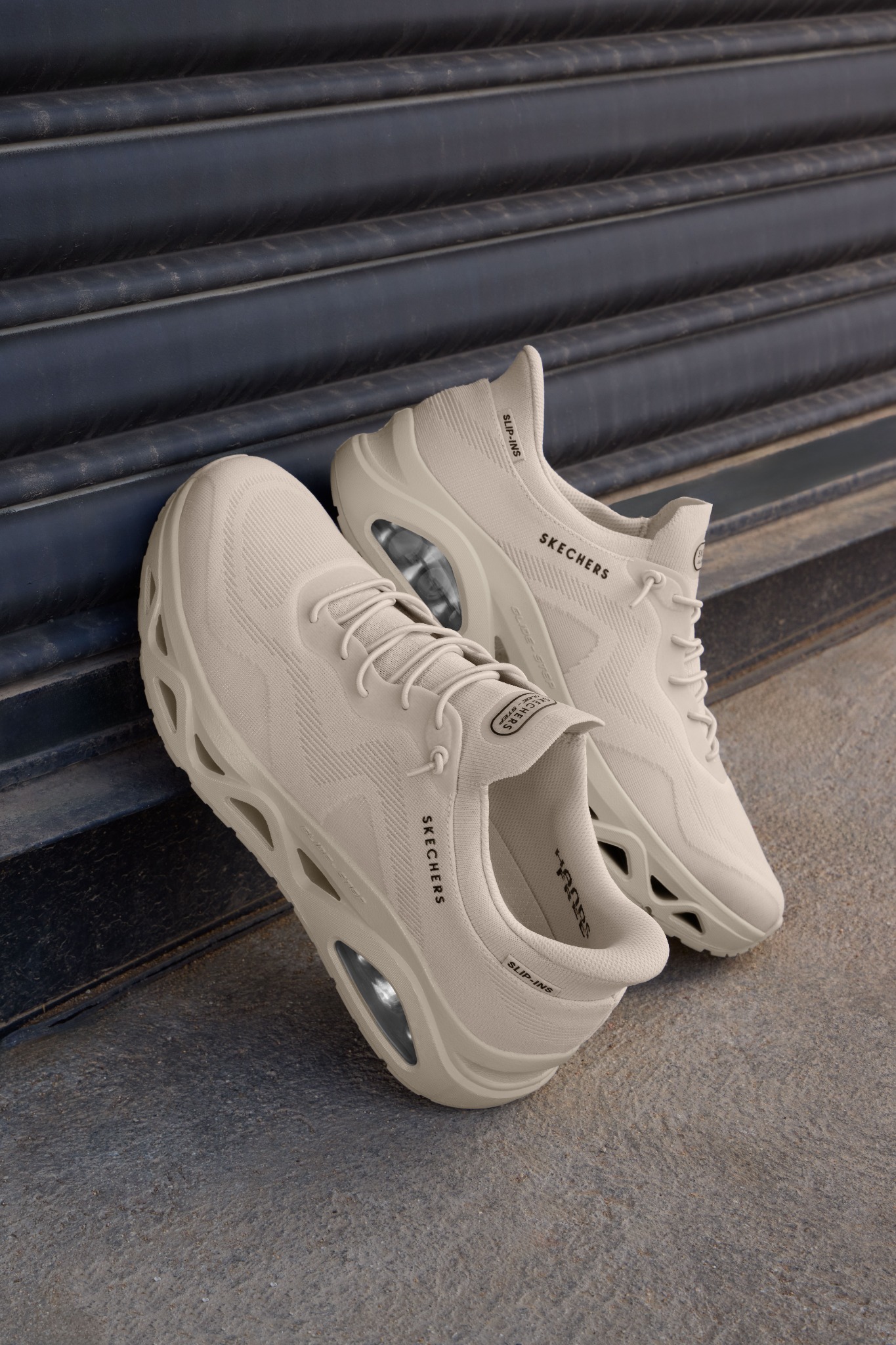 SKECHERS Facebook ad