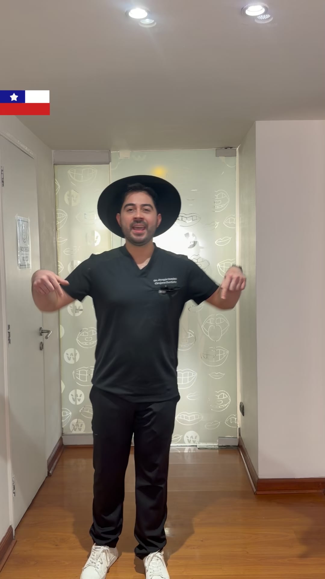 Wizz Chile Facebook ad: Corrige tu sonrisa con alineadores invisibles guiados por…