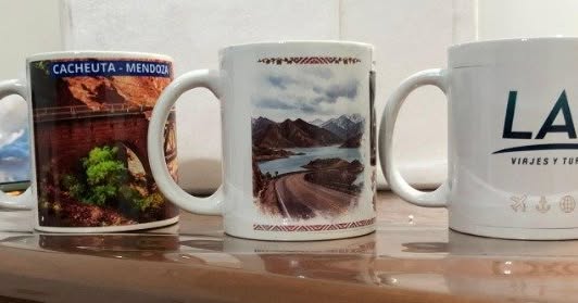 Colo Gomez Facebook ad: TAZAS PERSONALIZADAS DE ALTA CALIDAD - DISEÑO INCLUIDO