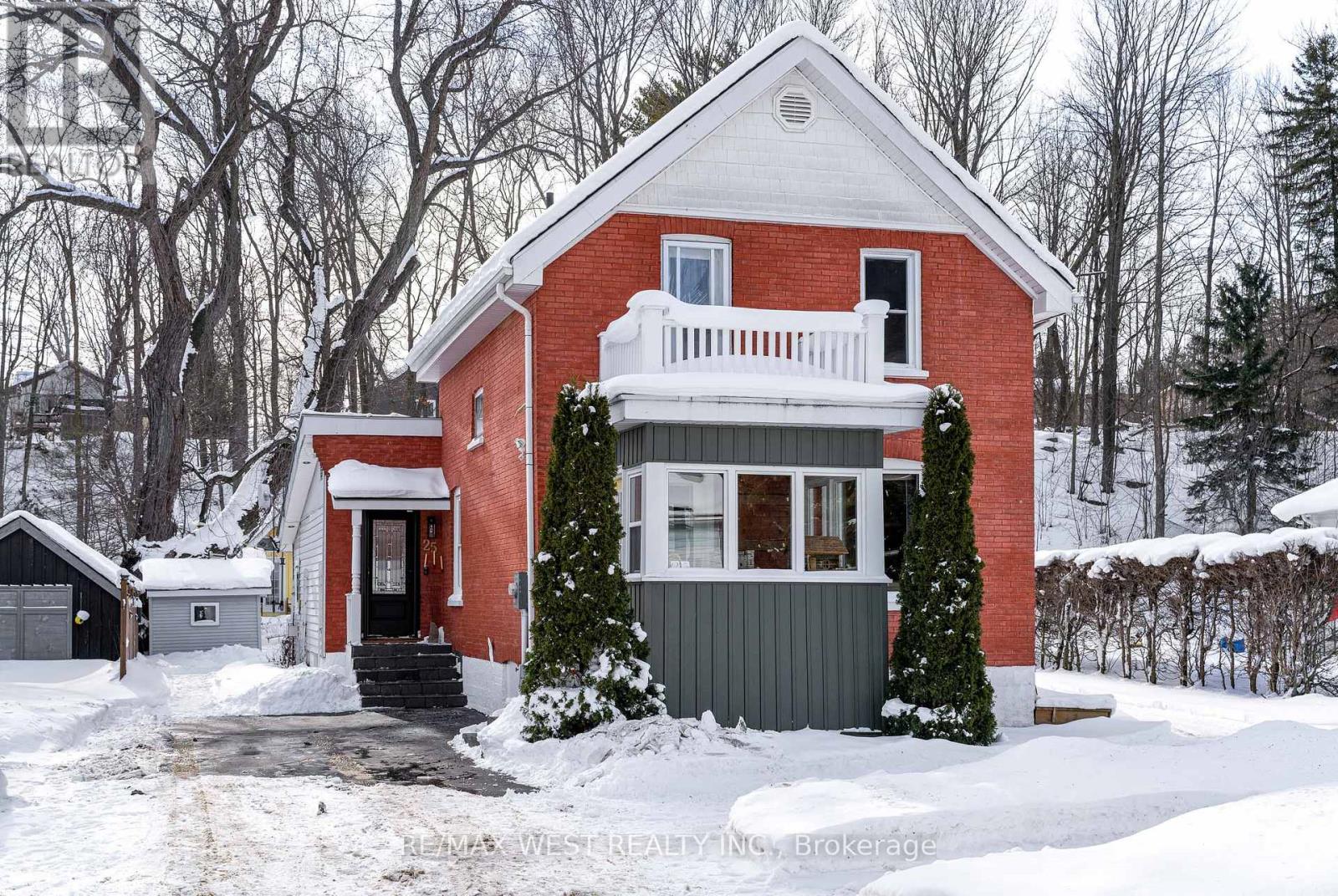 Frank Leo & Associates Re/max West Realty Inc Facebook ad