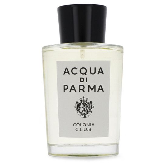 Privalia Facebook ad: ¡Estrena tus marcas favoritas a precios increíbles!