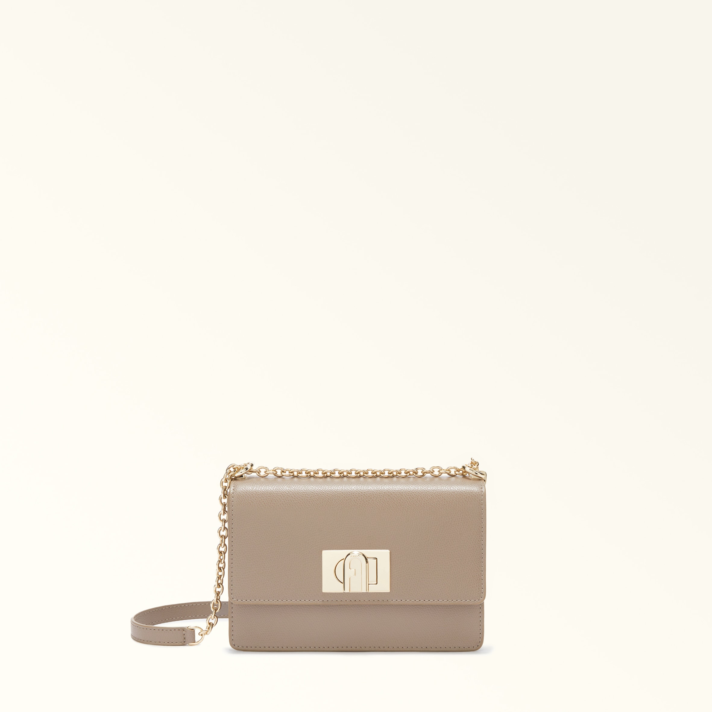 Furla Facebook ad