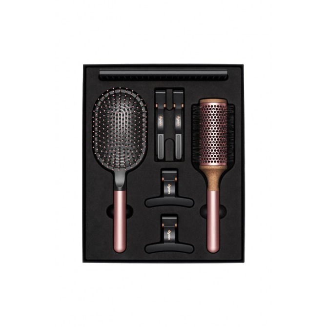 d.one Lietuva Facebook ad: Originalūs Dyson grožio priedai, daugiau galimybių Jūsų…