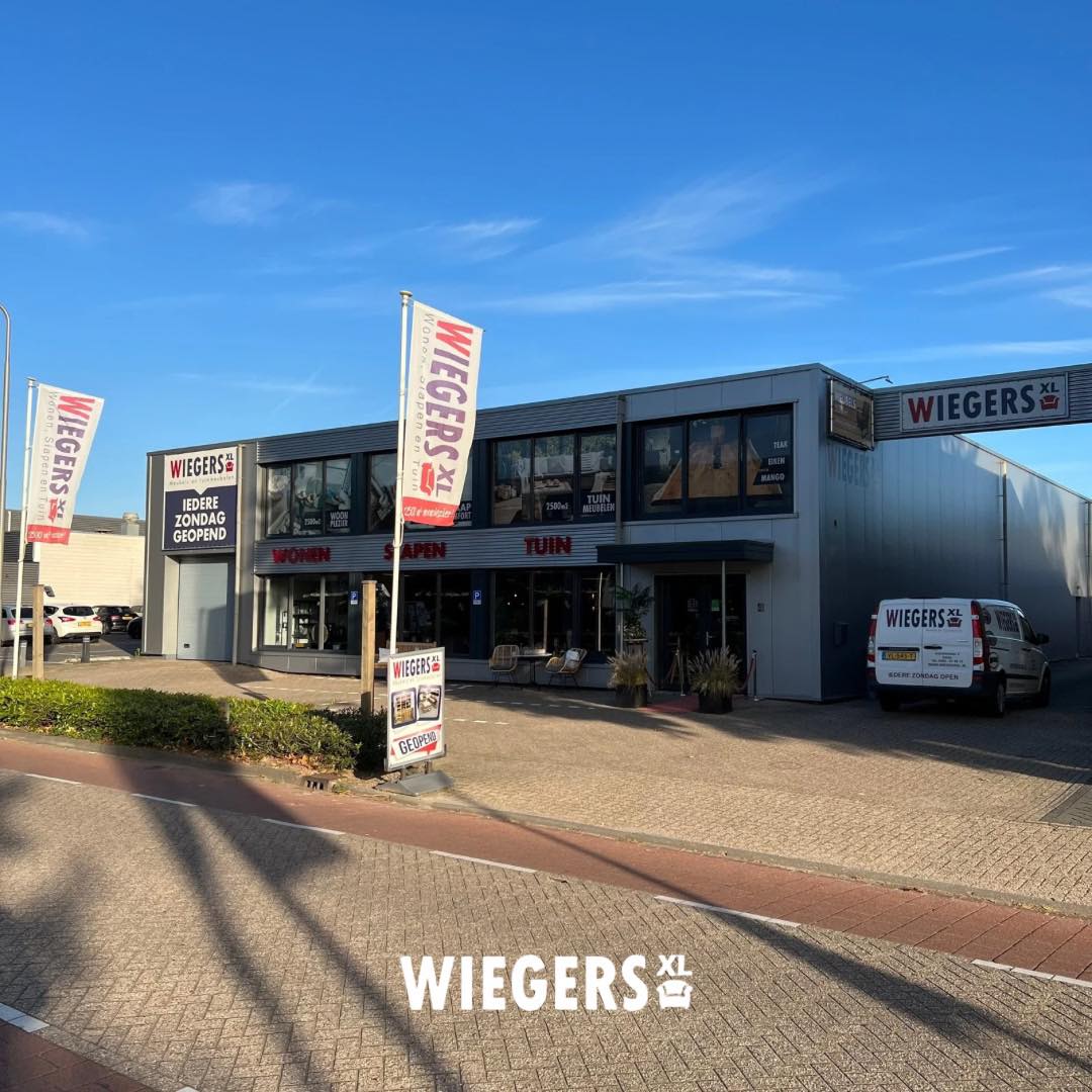 Wiegers XL Meubelen en Tuinmeubelen Facebook ad: 5000 M2 SHOWROOM VOL