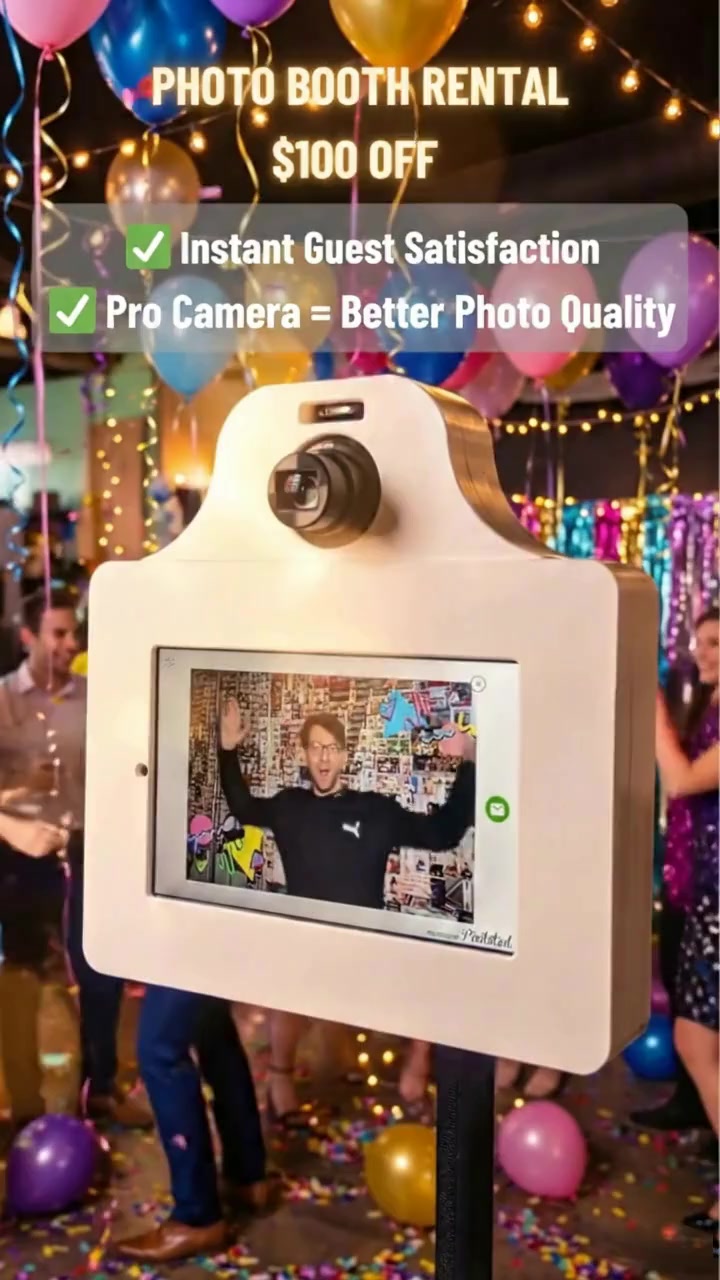 Pixilated Facebook ad: 5-Minute Setup Photo Booth Kits | 4.9/5