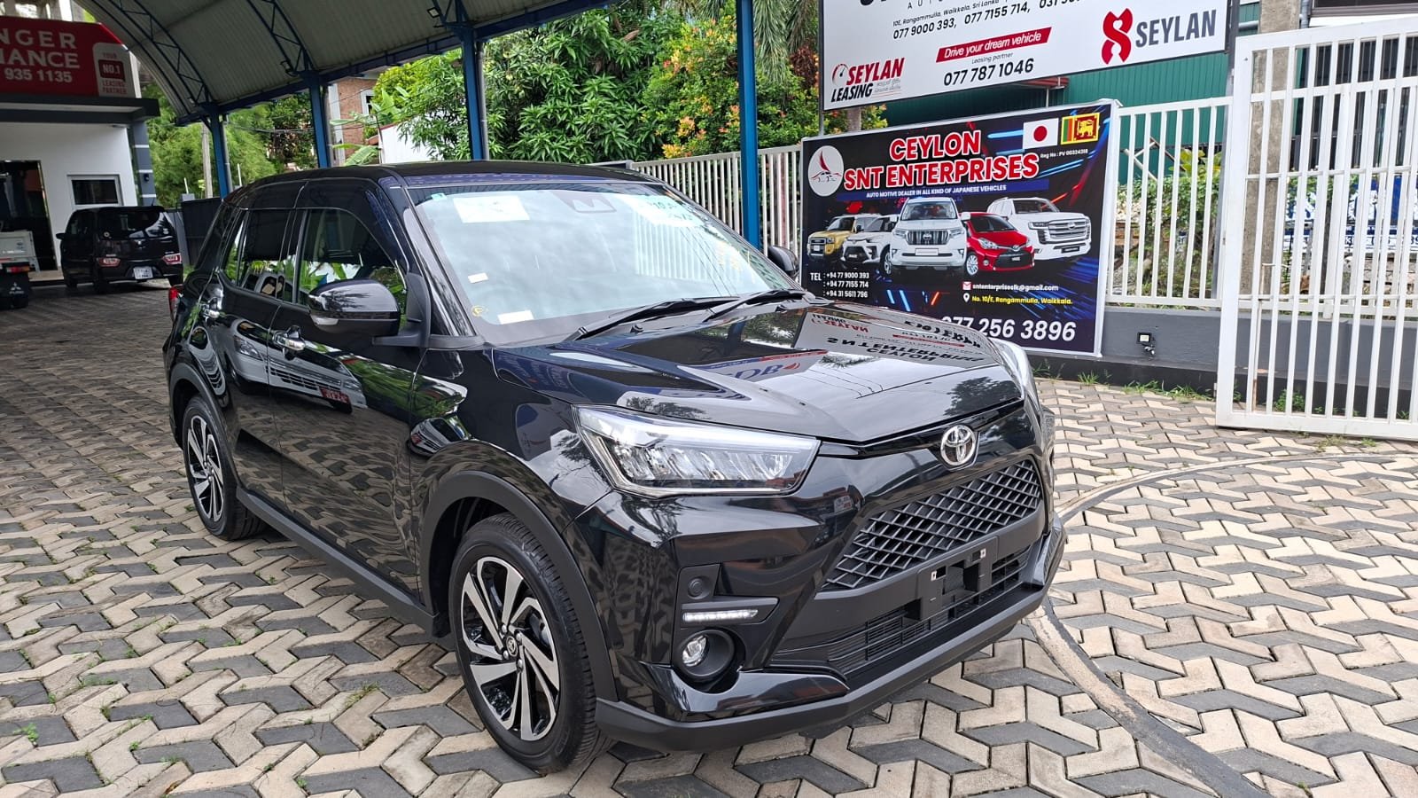 Shehan Peiris Facebook ad: 2025 Toyota Raize Z