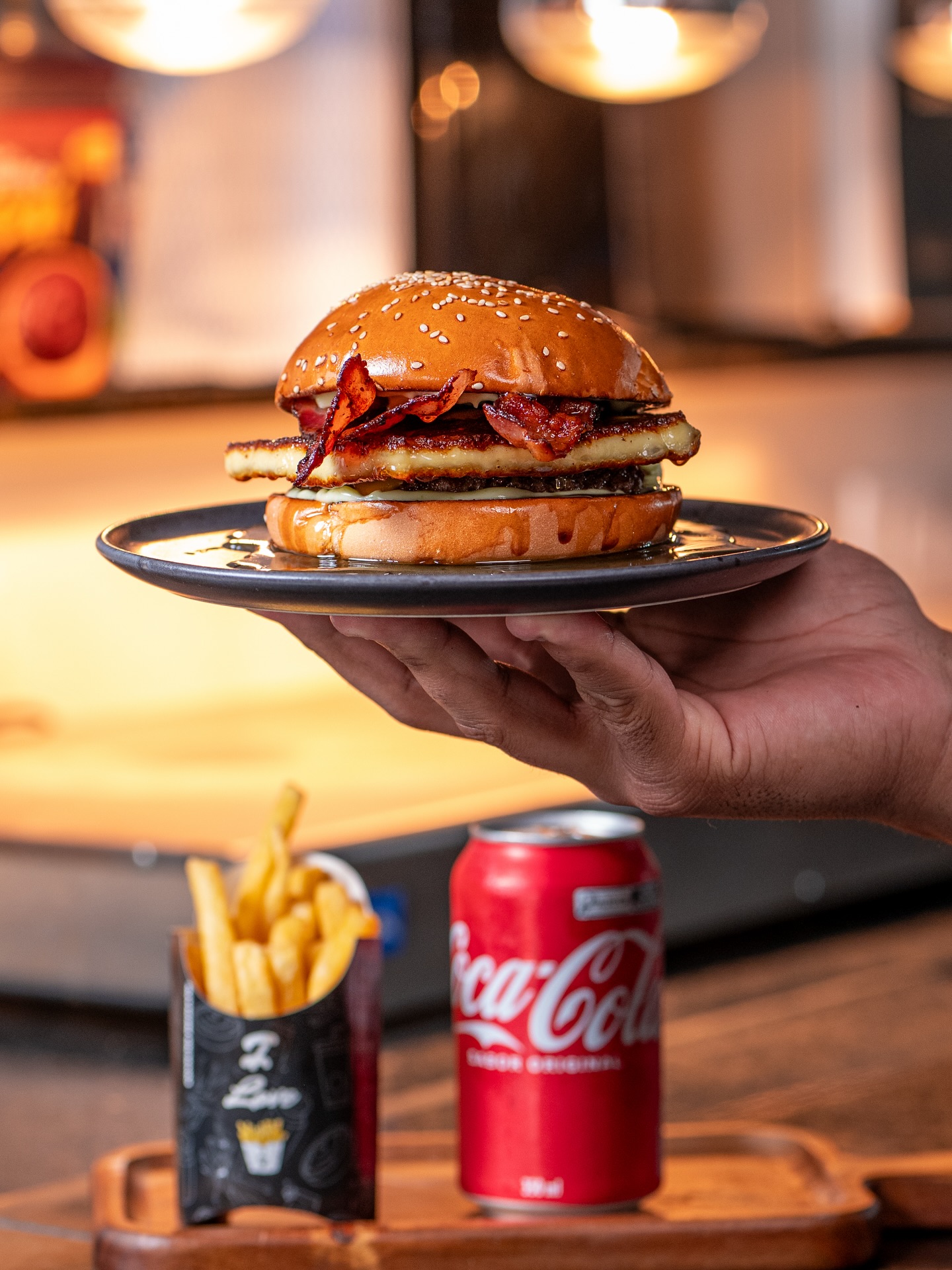 jothaburger Facebook ad: Jothaburgers | Delivery em Itajaí | Pedido online