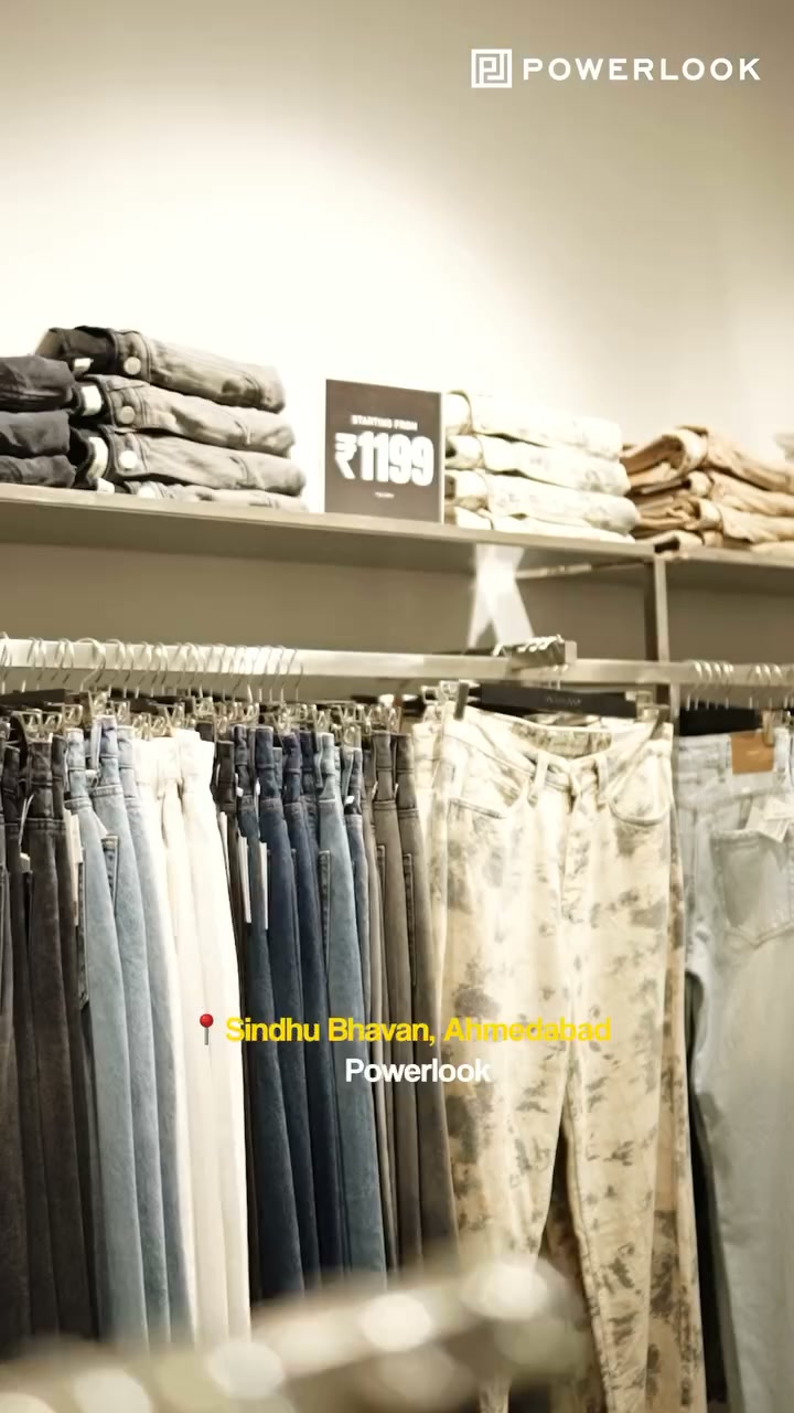 Powerlook Facebook ad: This brand is seriously giving Zara & H&M…