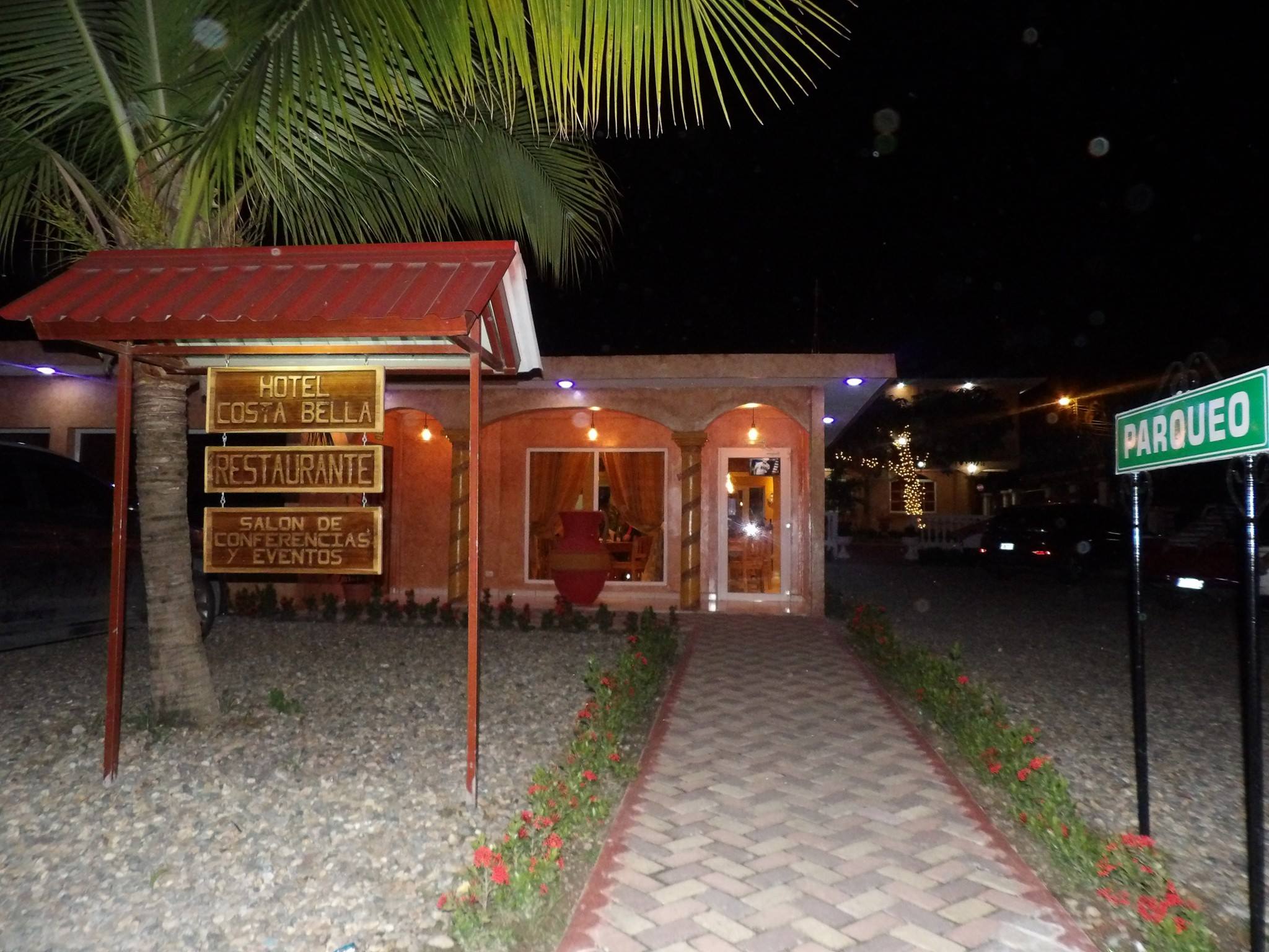 Restaurante Costa Bella Tela, Atlantida Facebook ad: Restaurante Costa bella tiene para ti un amplio…