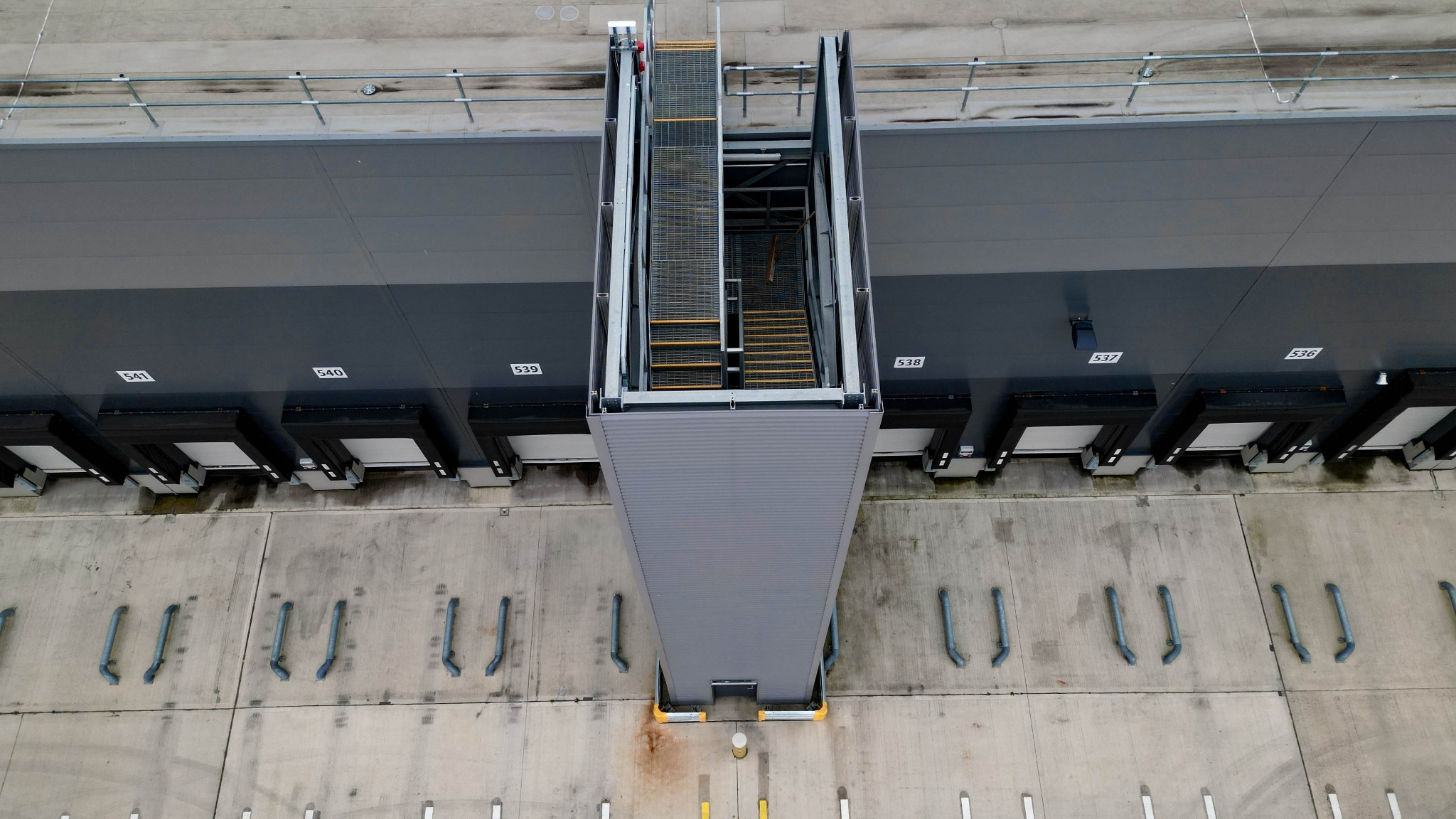 DUCO Ventilation & Sun Control Facebook ad