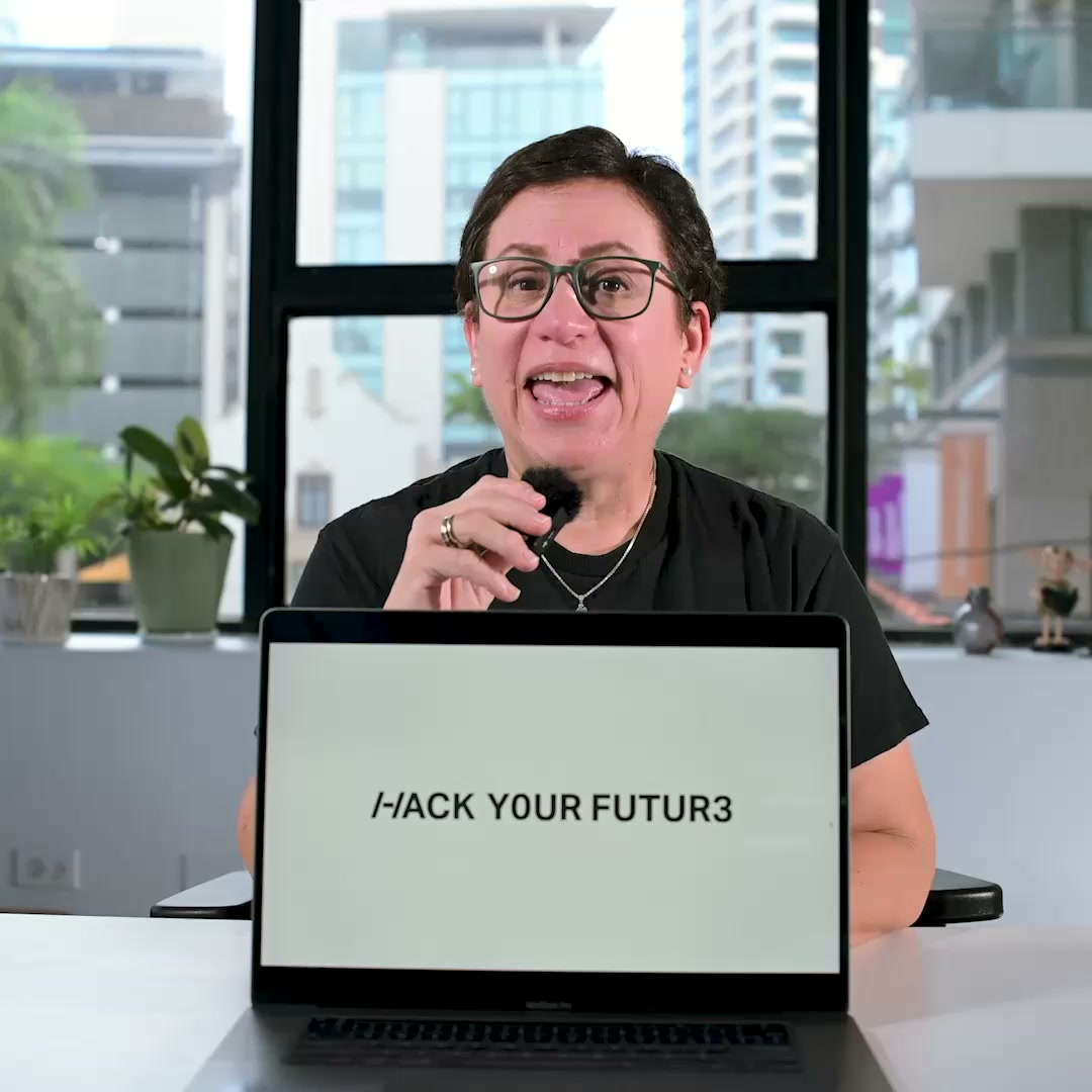 Holberton Coding School Facebook ad: Nuevo curso disponible