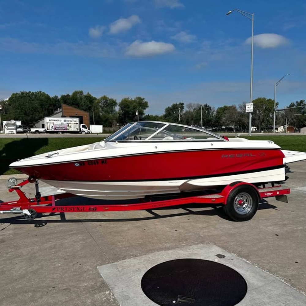 Deal-Snoop-Now Facebook ad: Rent To Own Boat Financing