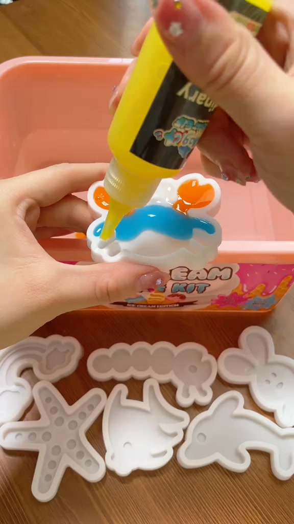 The Familys Place Facebook ad: Unleash Your Child's Creativity